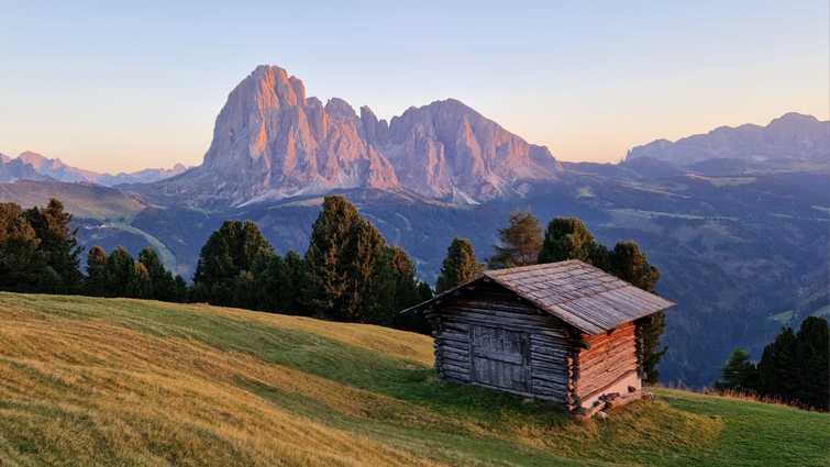 Discover the Dolomites - a hiking paradise
